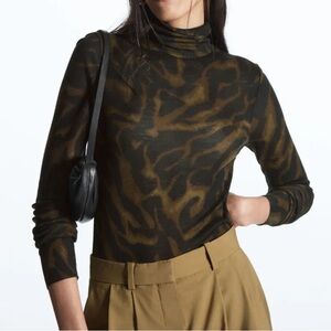 COS 100% Wool Turtleneck Sweater Animal Print